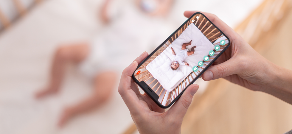 use a baby camera to watch your baby sleep anytime